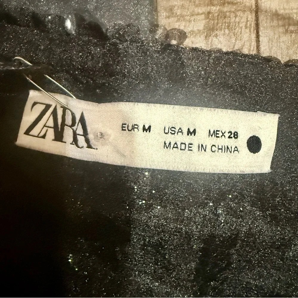 NWOT Sexy Zara Party Sequin Mesh Crop Top - Picture 4 of 5